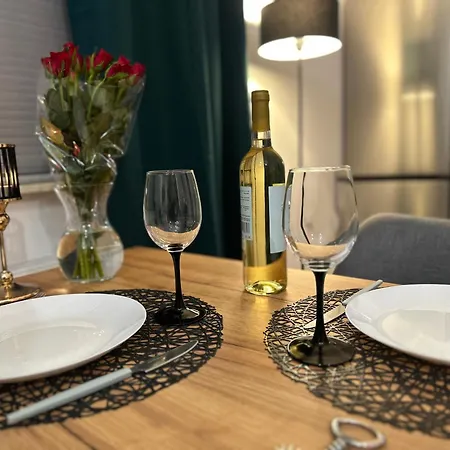 Klimatyczne Przy Zegrzu Apartment *